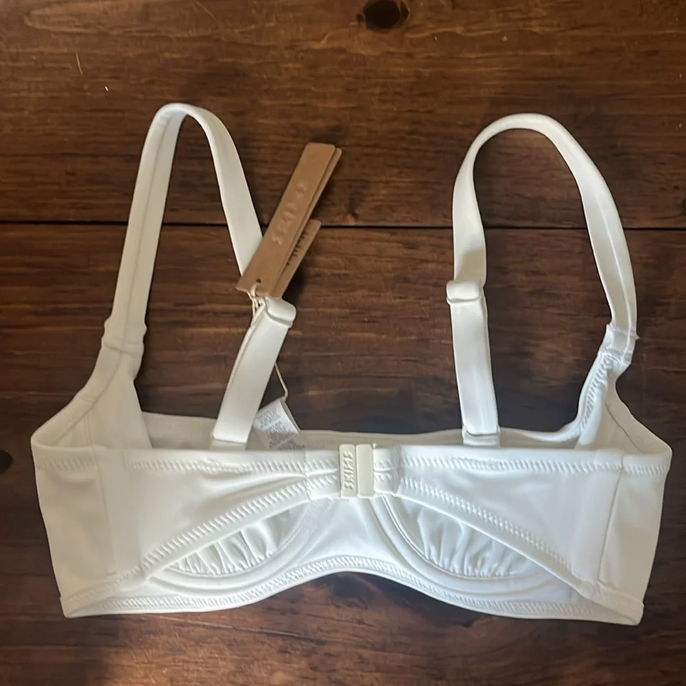 NWT Skims sculpting swim ruched lined bikini top marble New